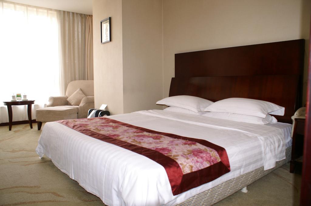 Weigela Park Hotel Dalian Room photo
